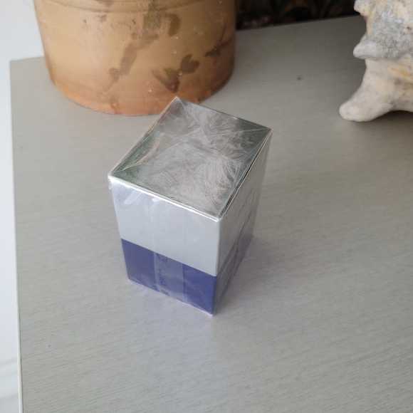 BrutRevolution Men's Spray Cologne. 1.3 fl oz - Picture 4 of 6